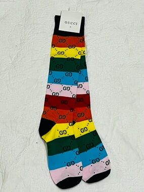 GUCCI. Striped Rainbow Pride Letter Ankle Logo Unisex Socks 🌈